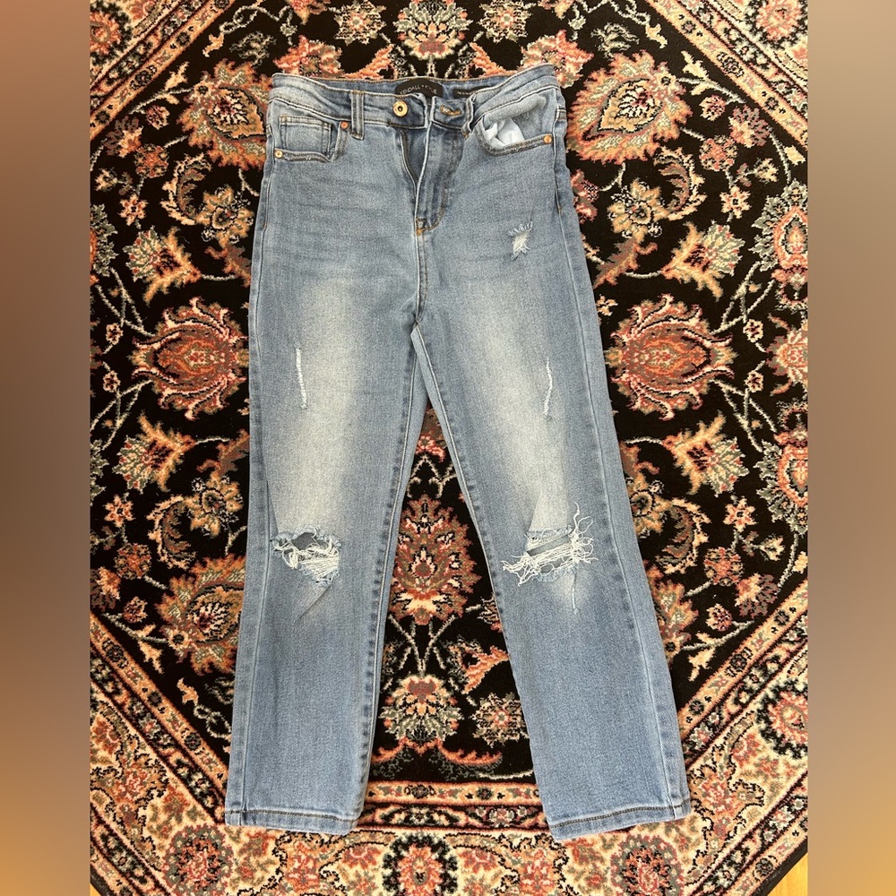 Kendall & Kylie High Rise Straight Cut Jeans
